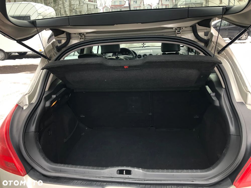 Peugeot 308 1.6 Premium Plus - 12
