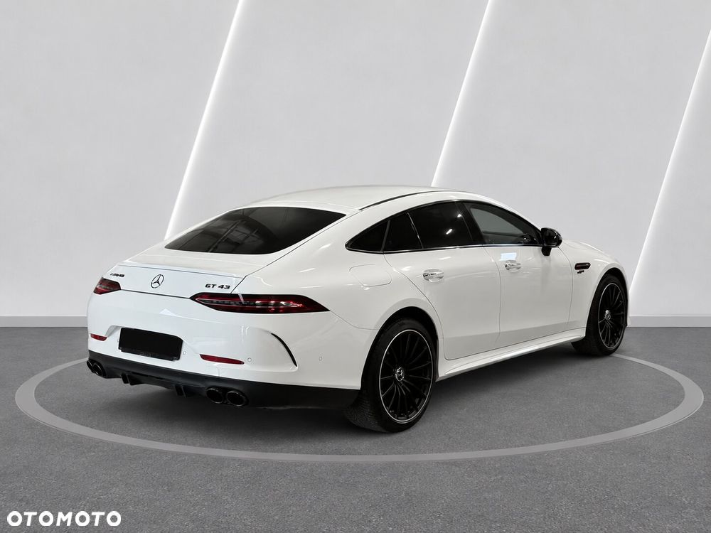 Mercedes-Benz AMG GT 43 4Matic+ 4D Speedshift TCT 9G - 2