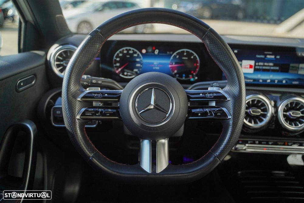 Mercedes-Benz A 180 d AMG Line Aut. - 21