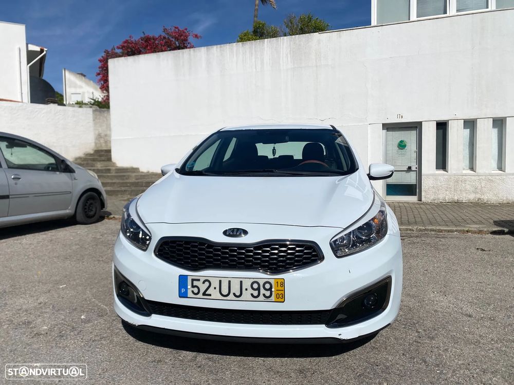 Kia Ceed 1.4 CRDi Nav Line - 2