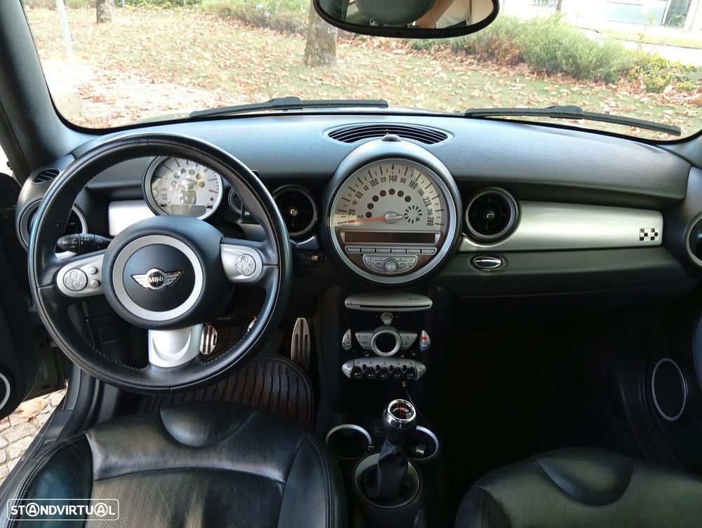 MINI Clubman John Cooper Works - 14