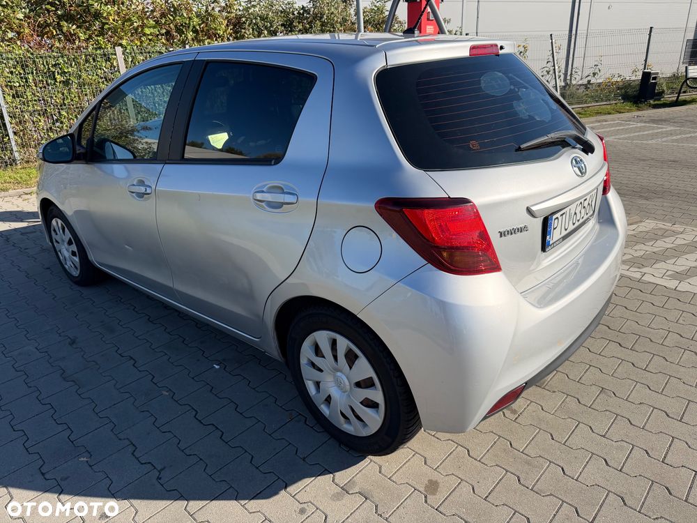 Toyota Yaris 1.4 D-4D Active - 3