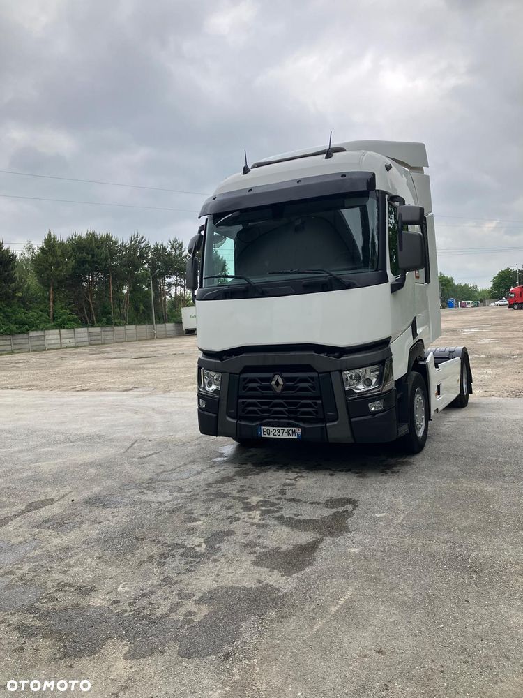 Renault T - 12