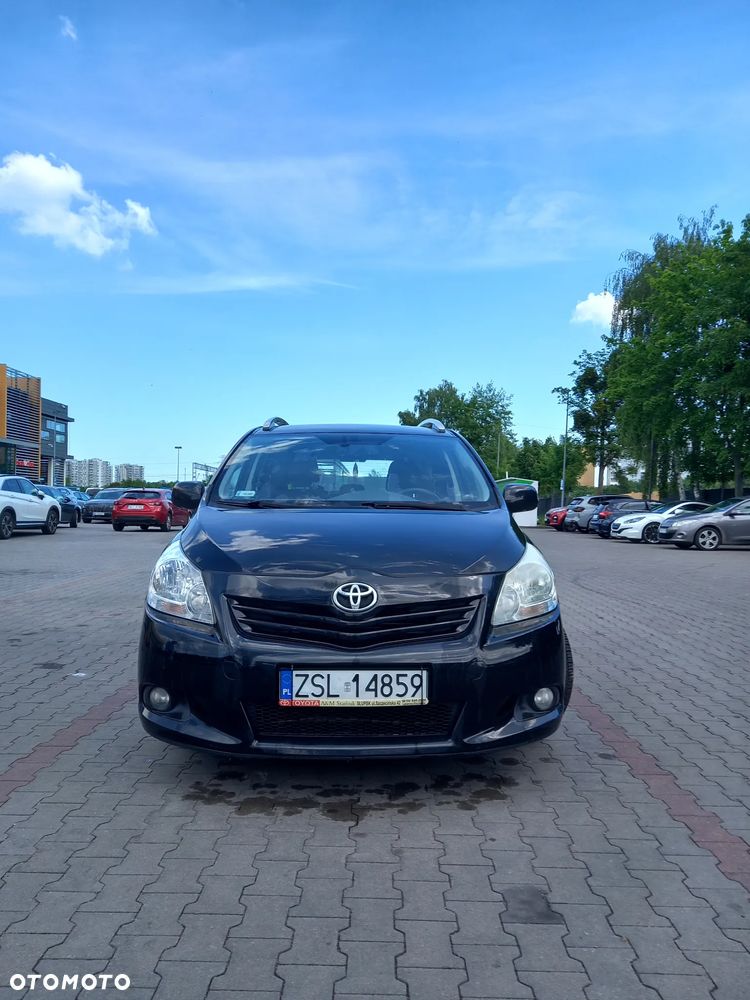 Toyota Verso - 2