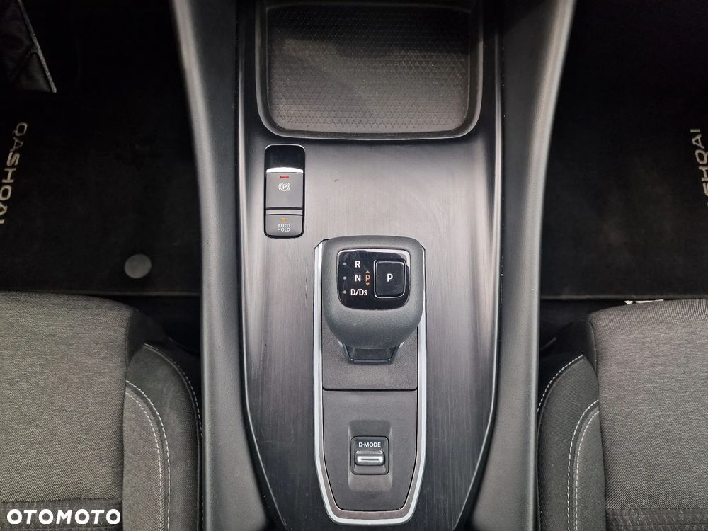 Nissan Qashqai 1.3 DIG-T MHEV N-Connecta Xtronic - 13