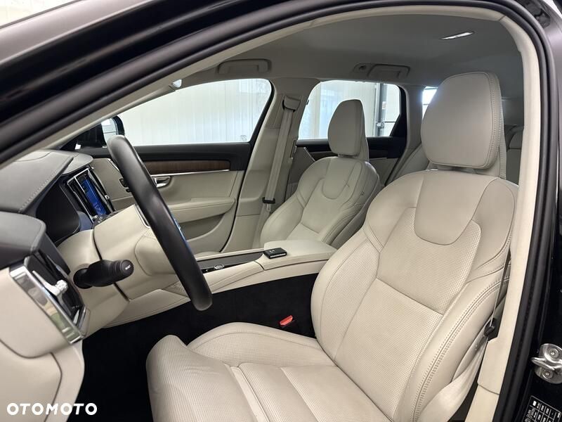 Volvo V90 Cross Country B5 D AWD Pro - 11