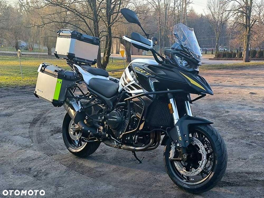 QJMOTOR SRT900S - 19