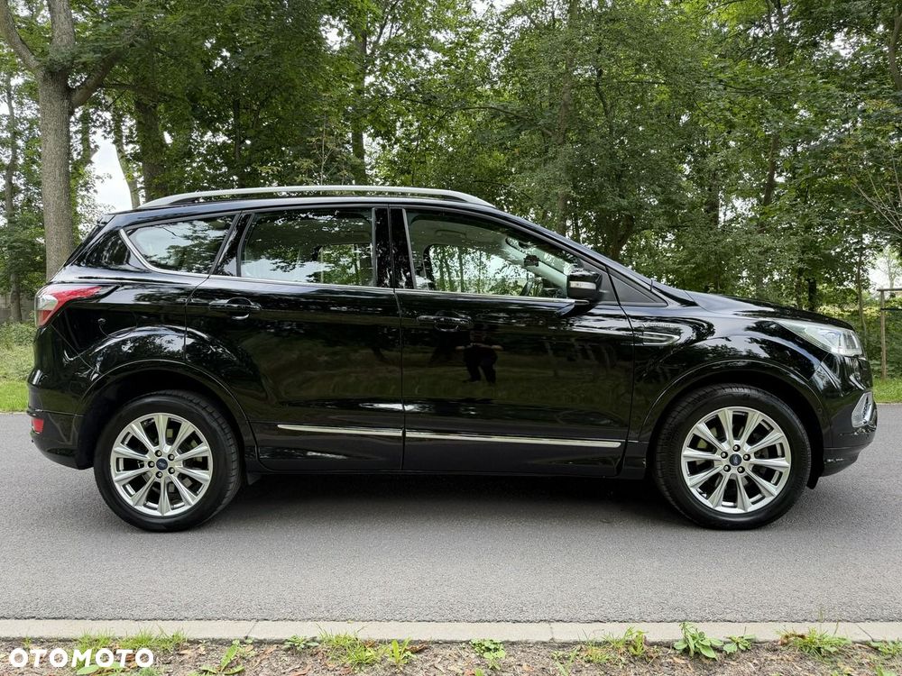 Ford Kuga - 12