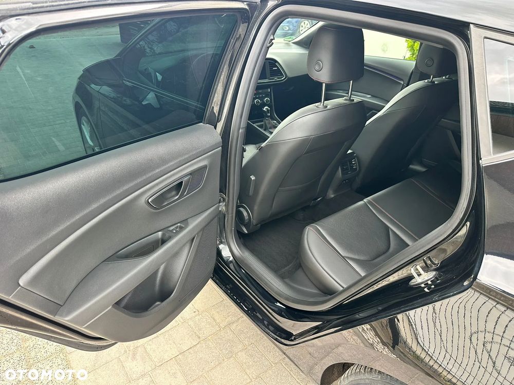 Seat Leon 1.8 TSI FR Black S&S - 9