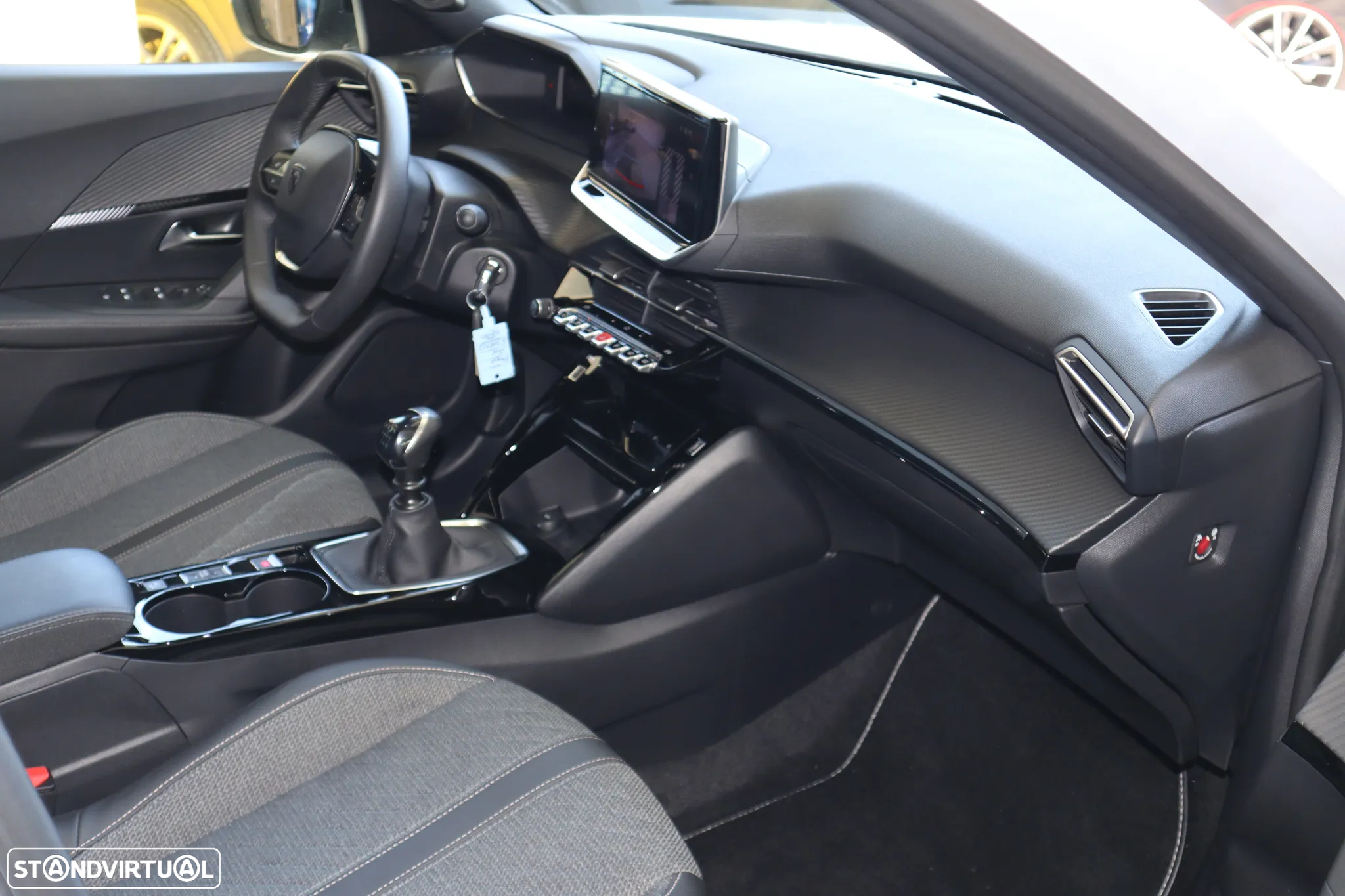 Peugeot 2008 1.2 PureTech Allure Pack - 10