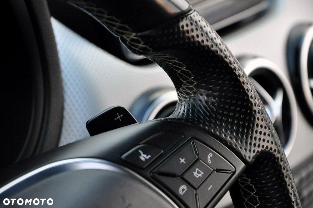 Mercedes-Benz Klasa B - 35