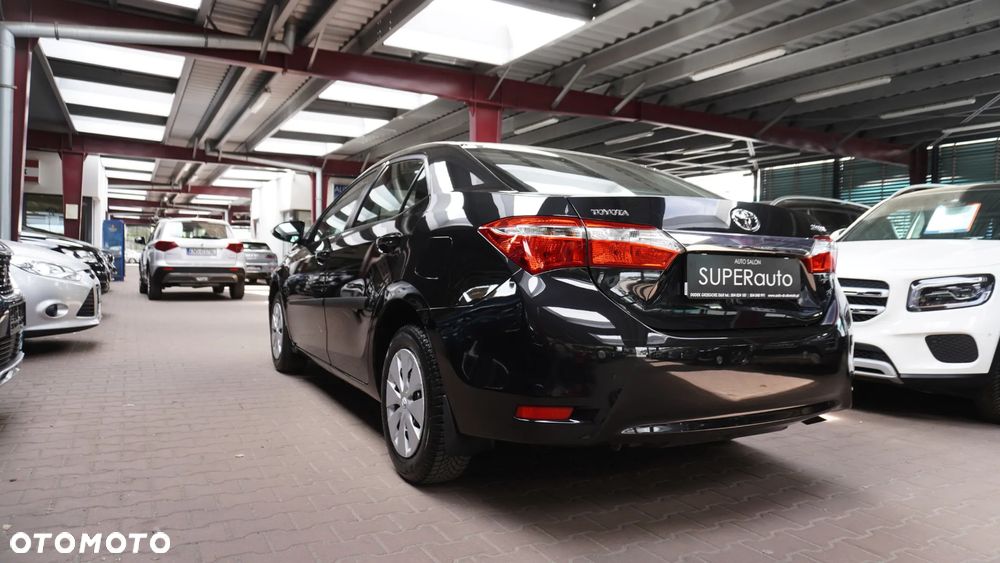 Toyota Corolla 1.6 Active - 14