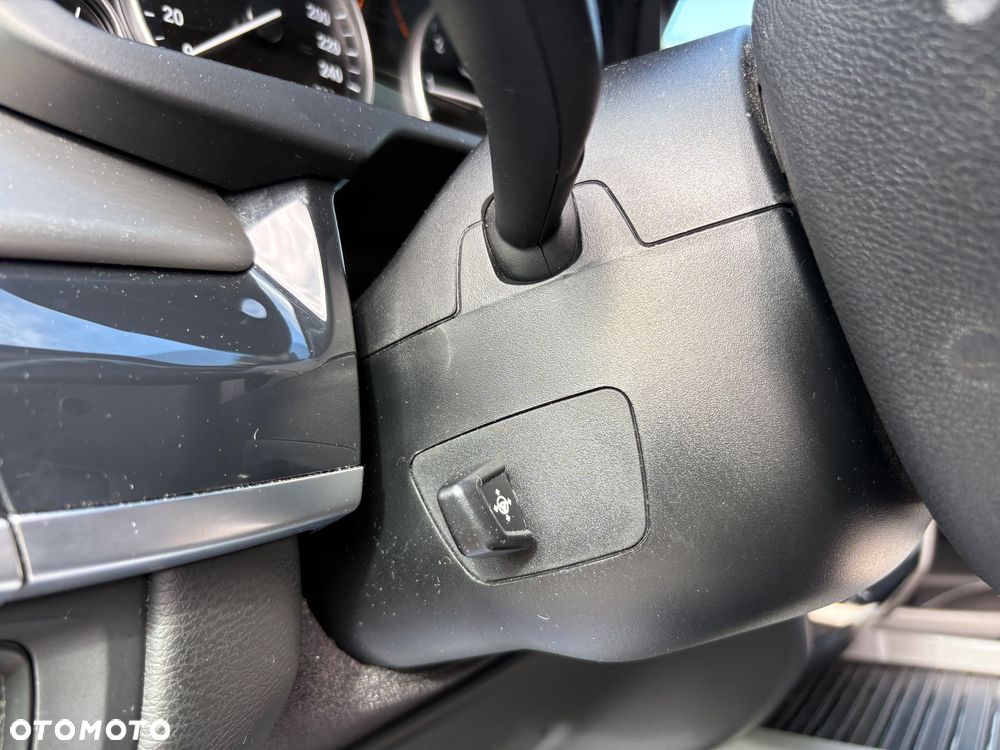 BMW X5 sDrive25d - 36