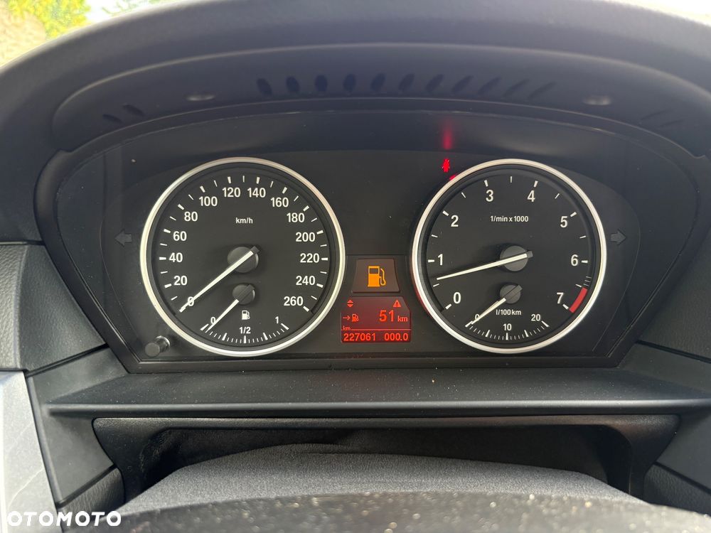 BMW Seria 5 523i Edition Exclusive - 18