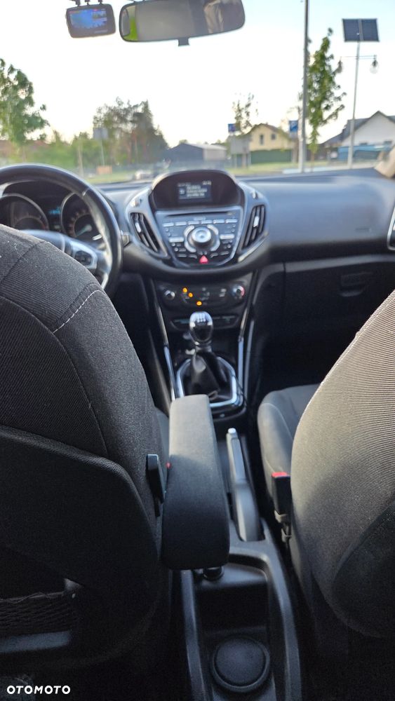 Ford B-MAX - 35