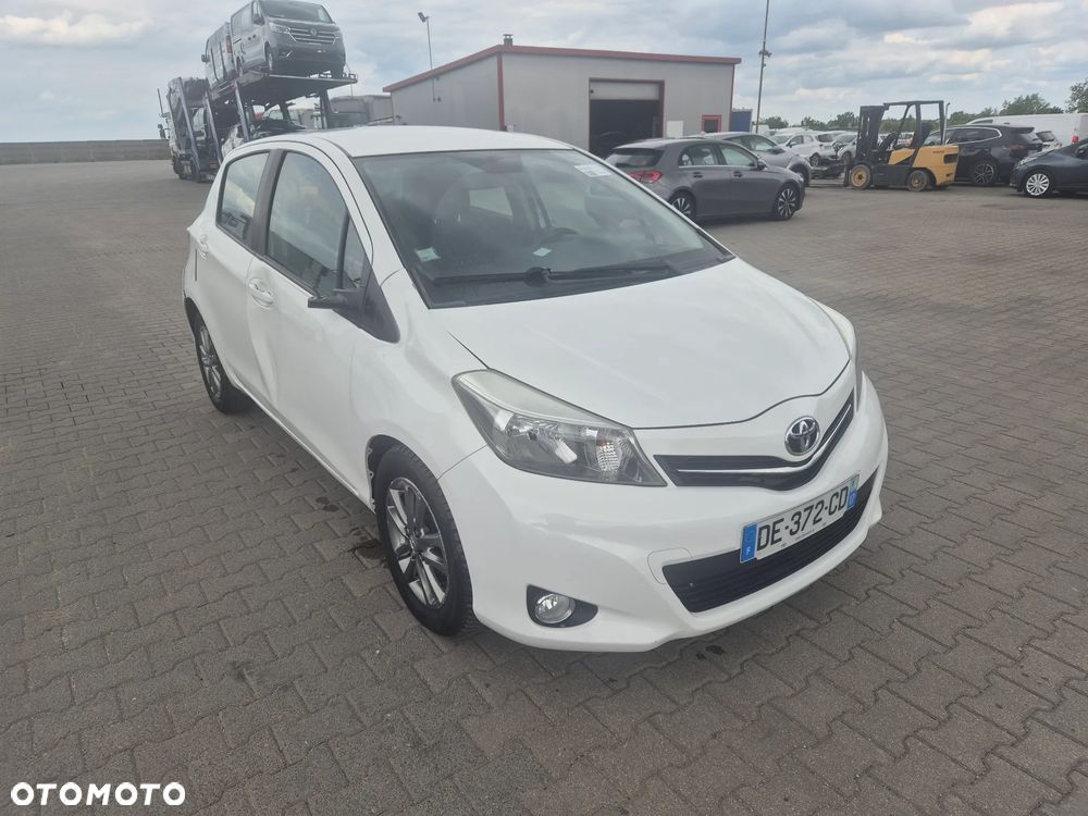 Toyota Yaris 1.4 D-4D Comfort - 4