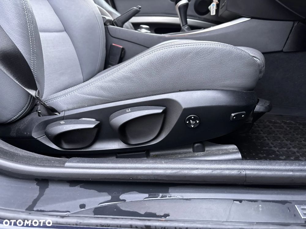 BMW Seria 3 320d - 11