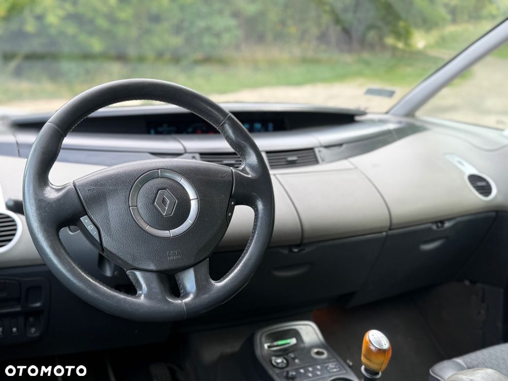 Renault Espace 2.0 Privilege - 9
