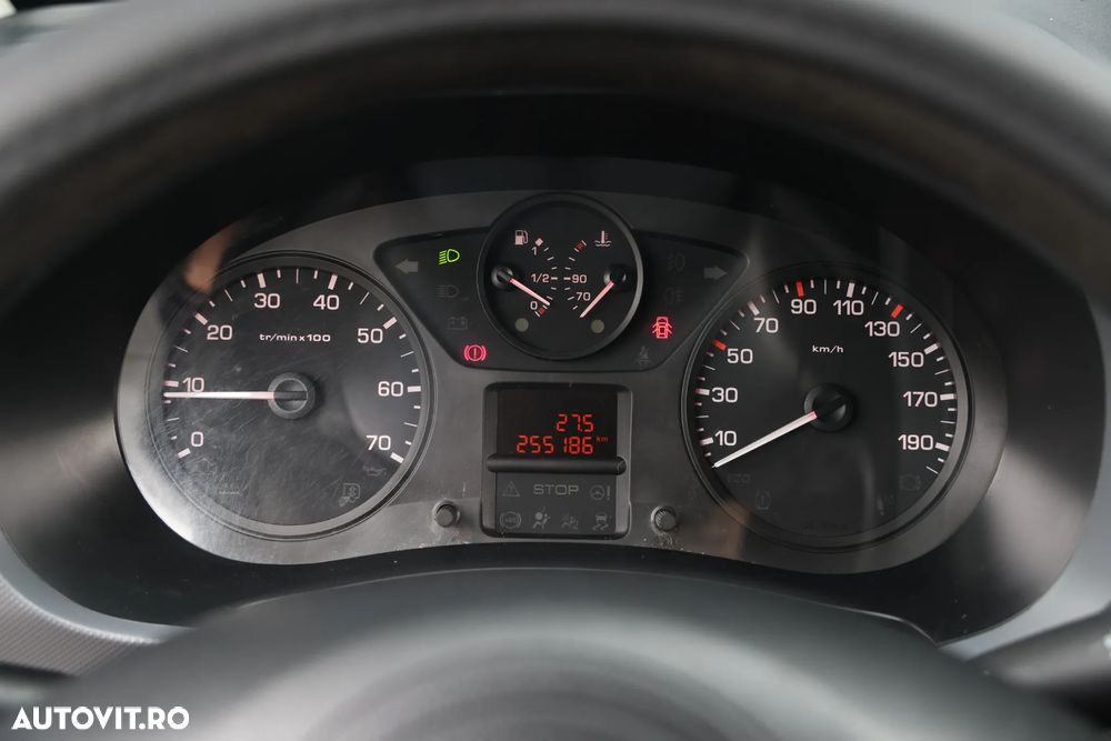 Citroën Berlingo 1.6 HDI First - 8