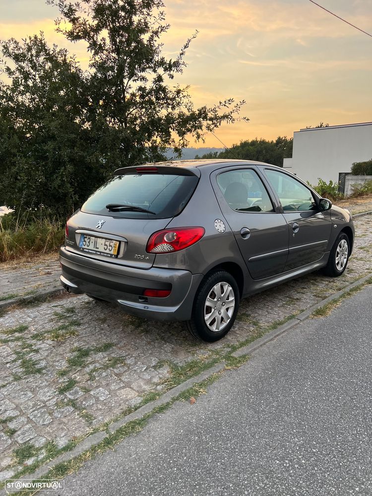 Peugeot 206+ 1.1 Trendy - 2