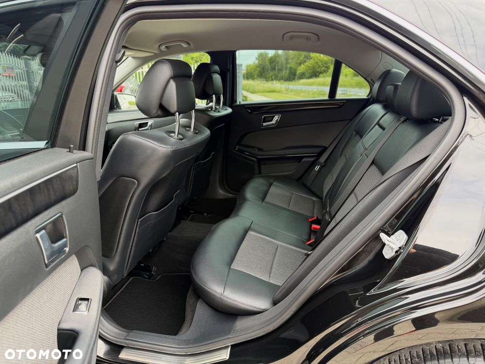 Mercedes-Benz Klasa E 200 CGI BlueEFFICIENCY Automatik Avantgarde - 20