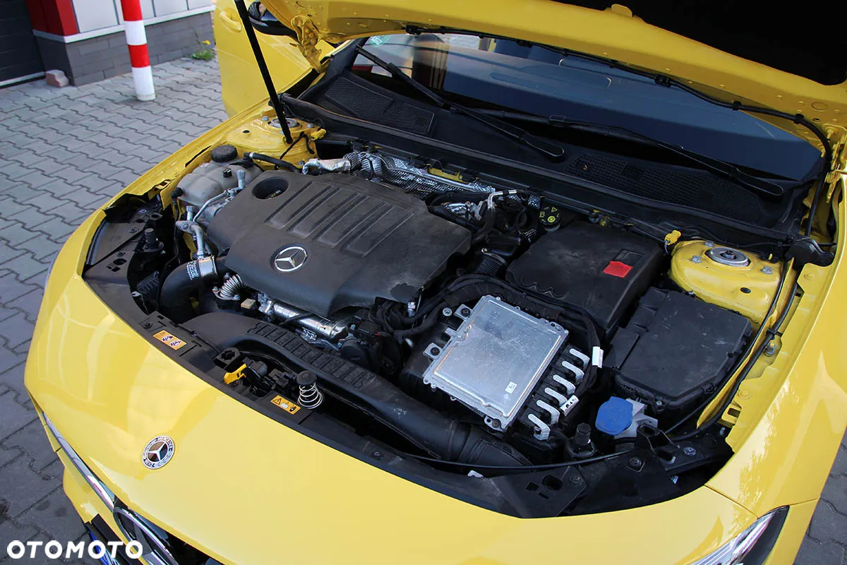Mercedes-Benz CLA 200 d 8G-DCT AMG Line - 39