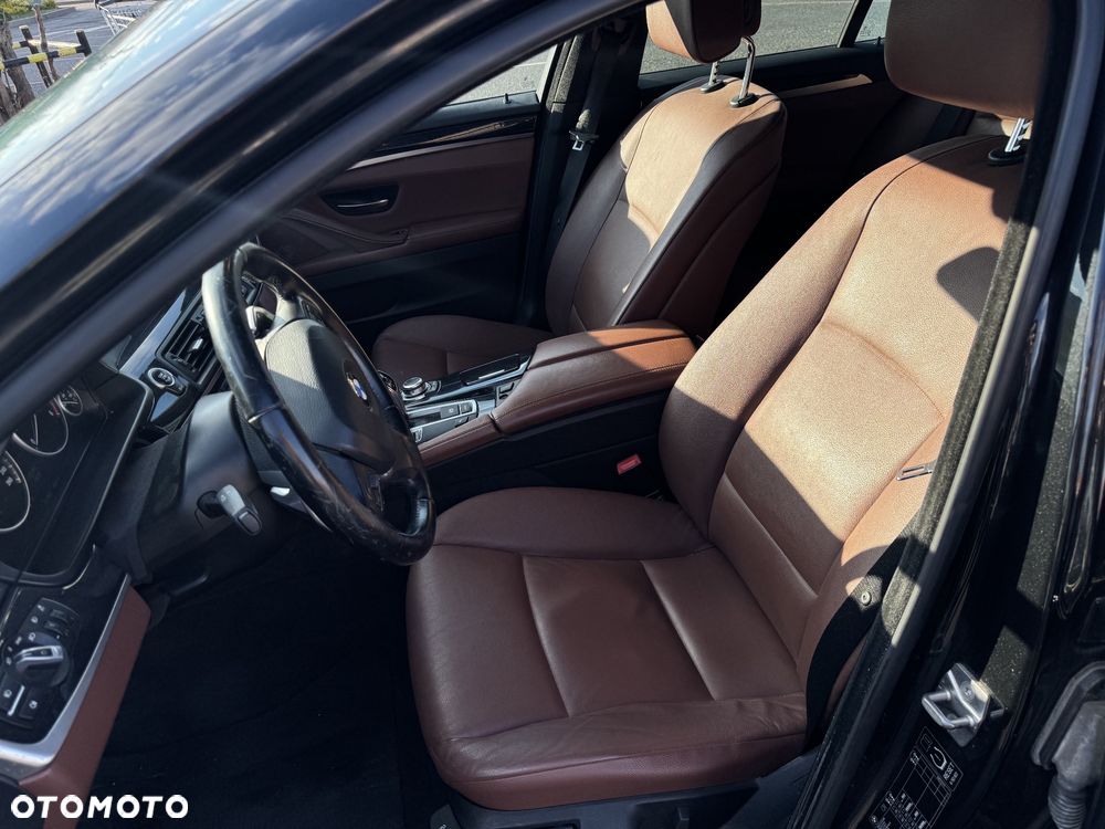 BMW Seria 5 520d - 16