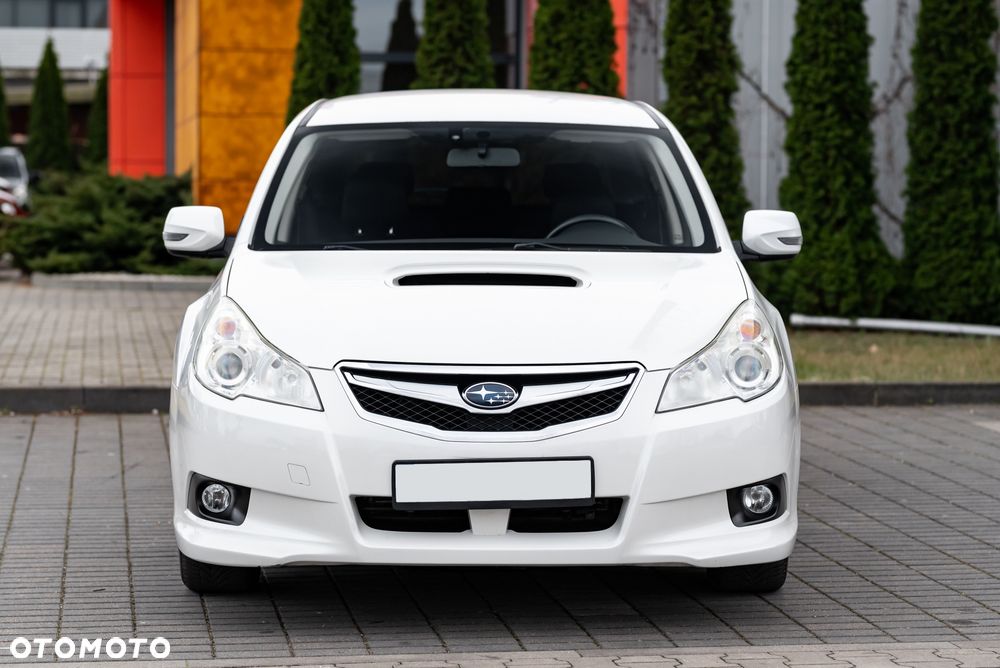 Subaru Legacy 2.0D Sport - 18
