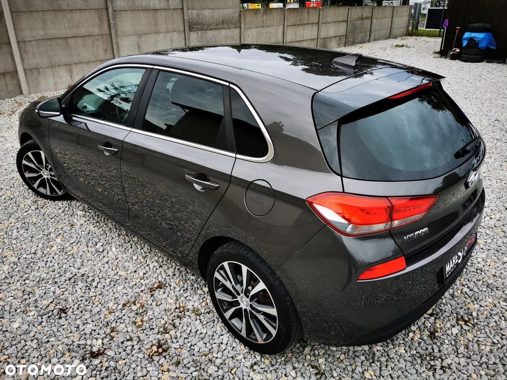 Hyundai i30 1.4 T-GDI Intro Edition - 33