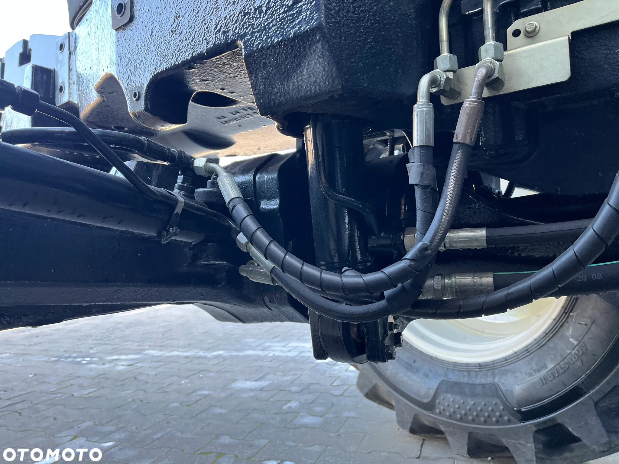 New Holland T 6050 - 17