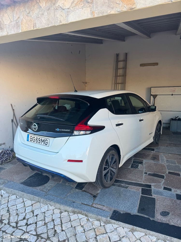 Nissan Leaf 40 kWh ACENTA - 2