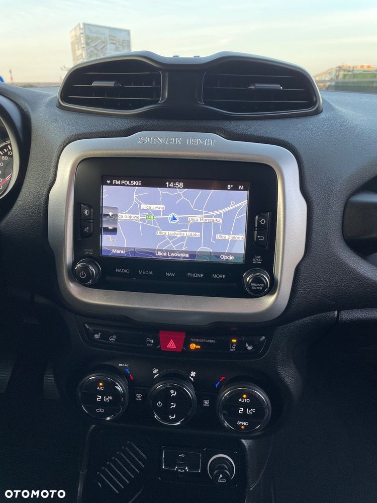 Jeep Renegade 1.4 MultiAir Limited - 28