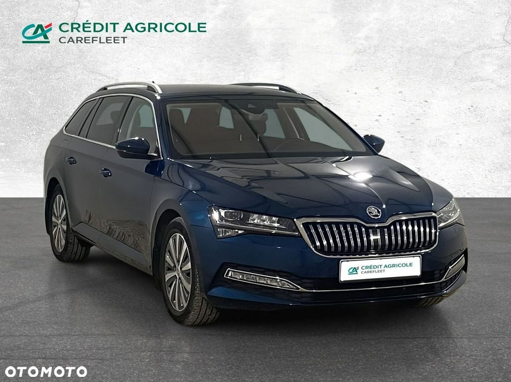 Skoda Superb 2023 photo 3