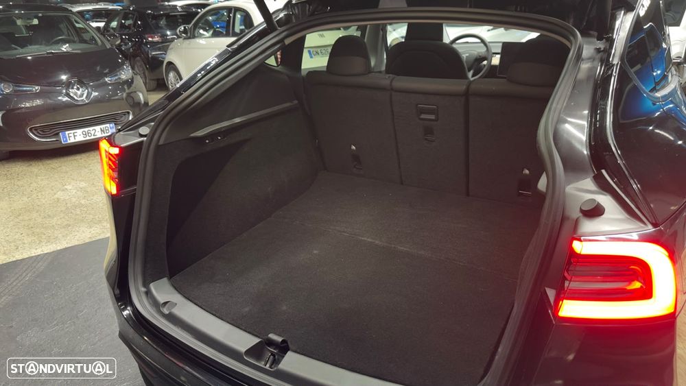 Tesla Model Y RWD - 23