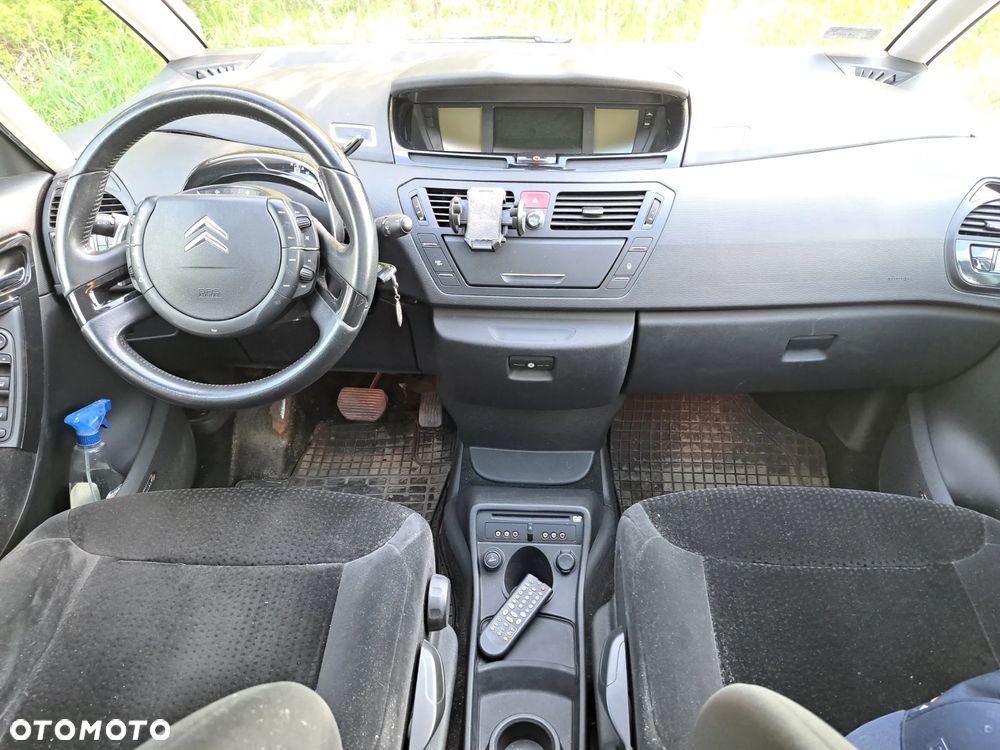 Citroën C4 Grand Picasso 2.0 HDi FAP 7-Sitzer ESG6 Exclusive - 16