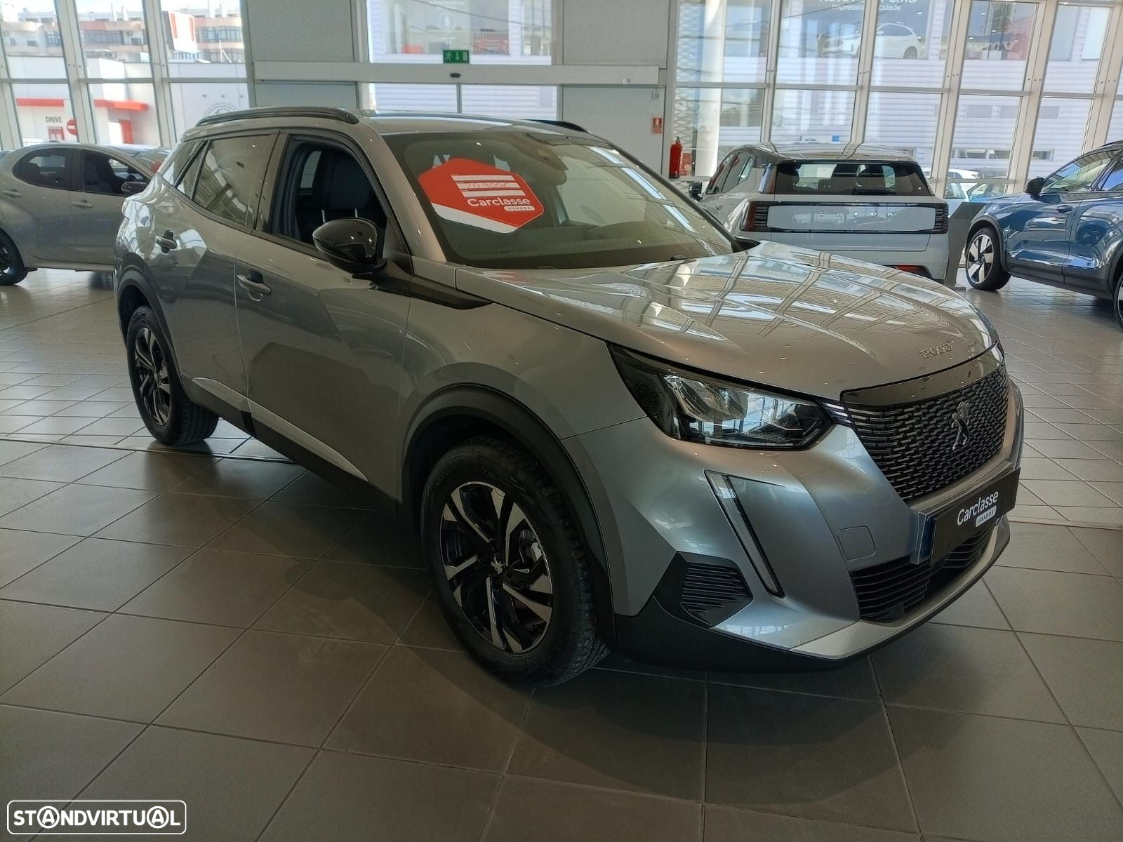 Peugeot 2008 1.2 PureTech Active - 12