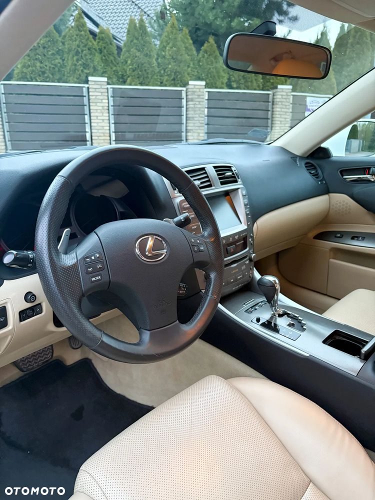 Lexus IS 250 Luxury Line - 11