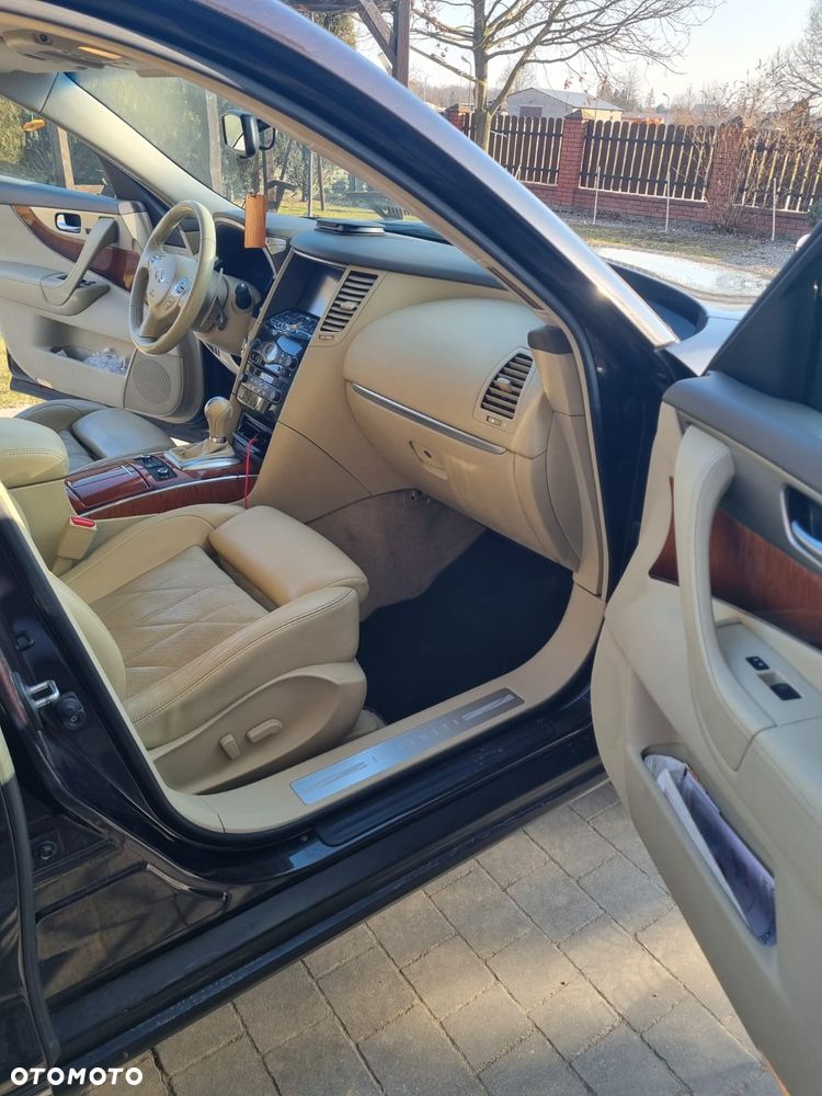 Infiniti Q70 3.0d S Premium - 5