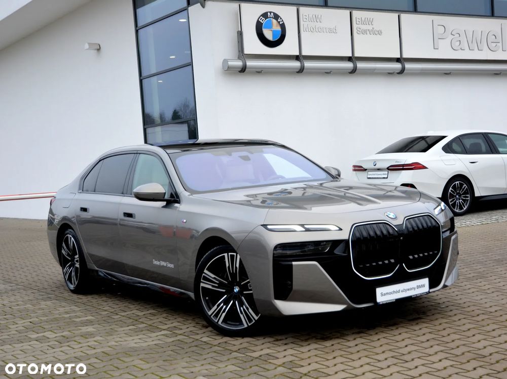 BMW Seria 7 740d xDrive mHEV sport - 16