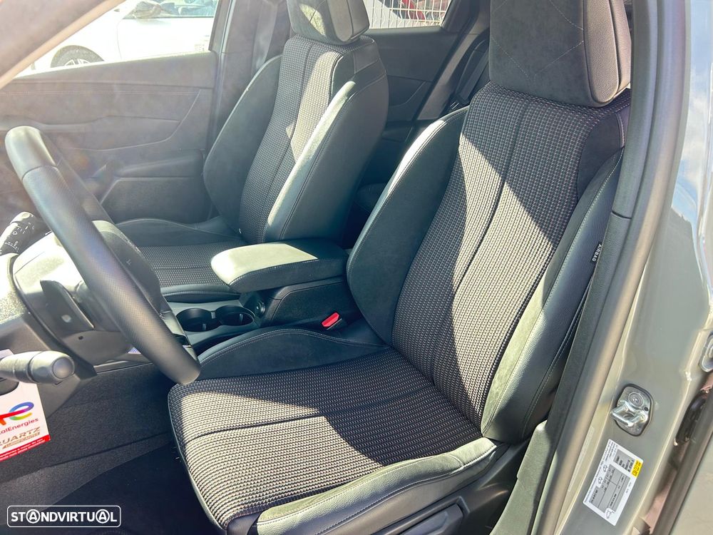 DS DS3 1.2 PureTech Performance Line EAT8 - 22