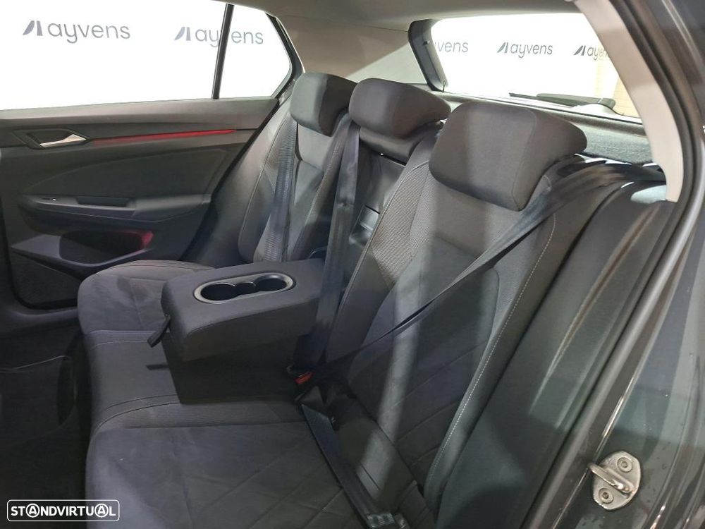 VW Golf 1.4 TSI e-Hybrid DSG - 9