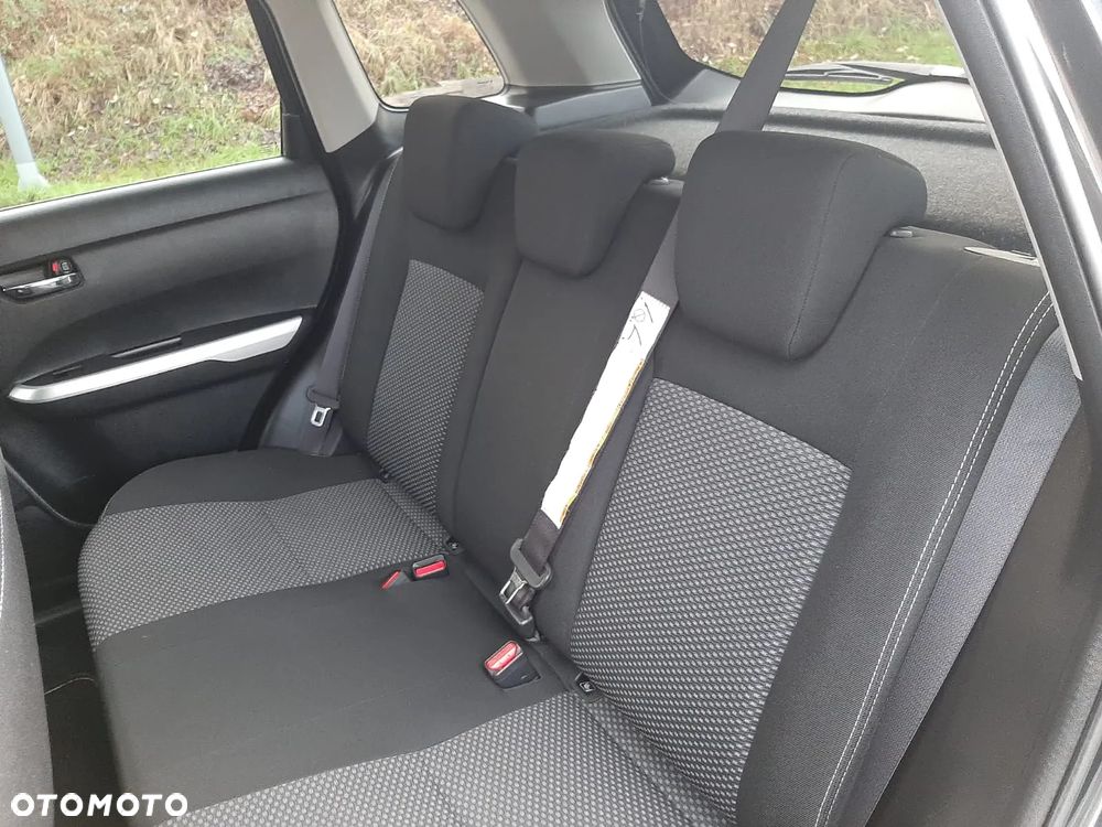 Suzuki Vitara 1.6 DDiS (4x4) Allgrip Comfort - 33