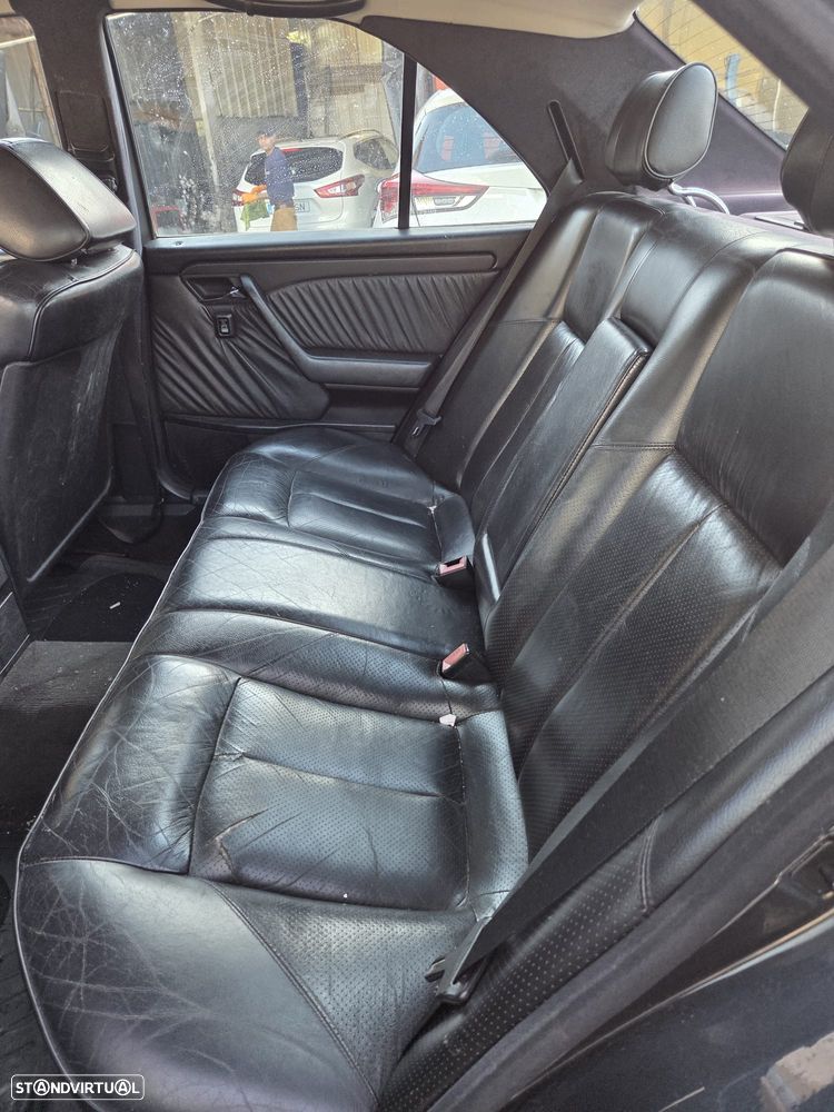 Mercedes-Benz C 200 - 6