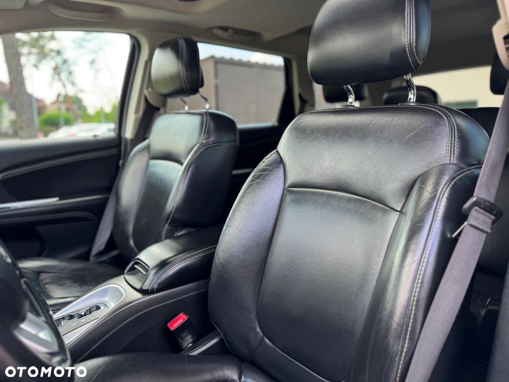 Dodge Journey 2.7 V6 R/T - 24