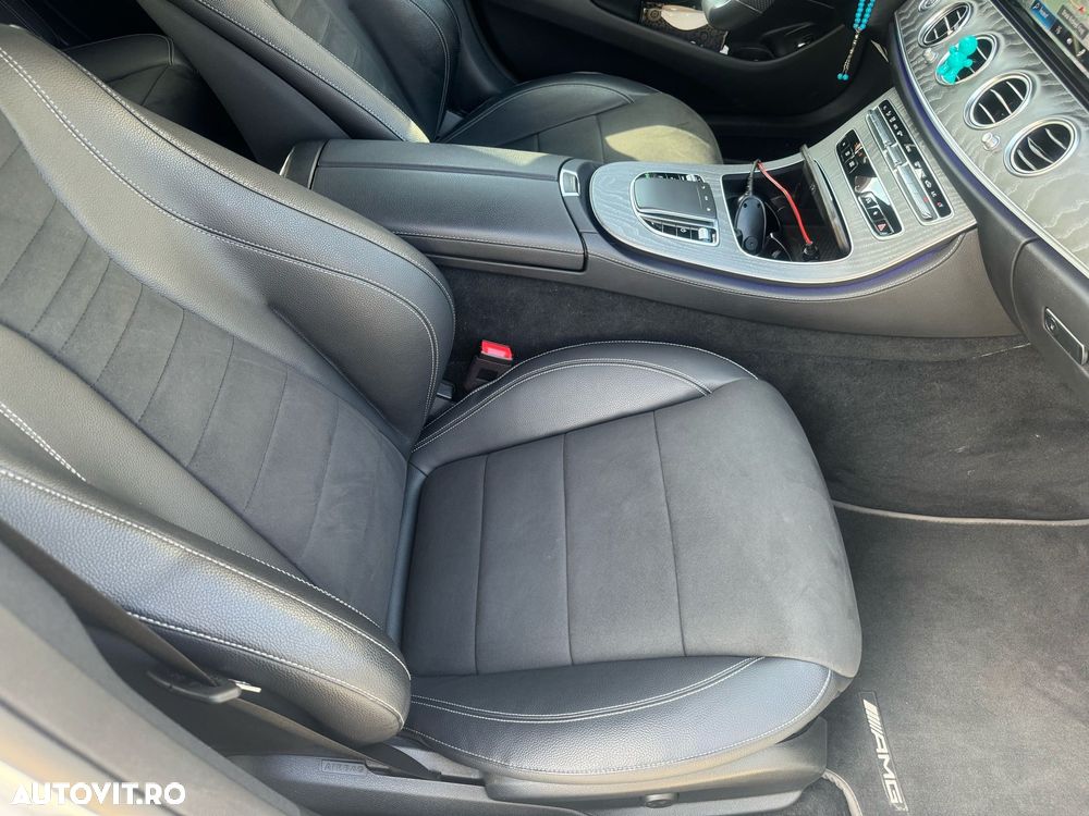 Mercedes-Benz E 220 d 4Matic T 9G-TRONIC AMG Line - 24