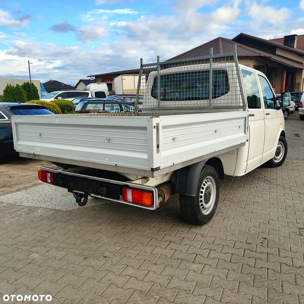 Volkswagen Transporter - 4