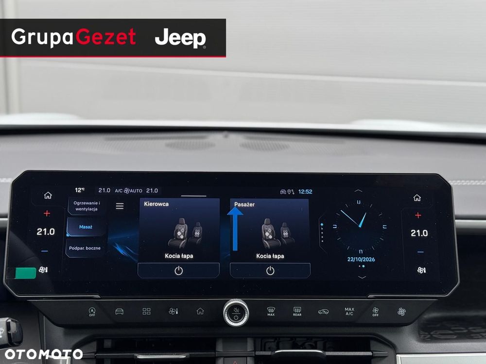 Jeep Compass - 24