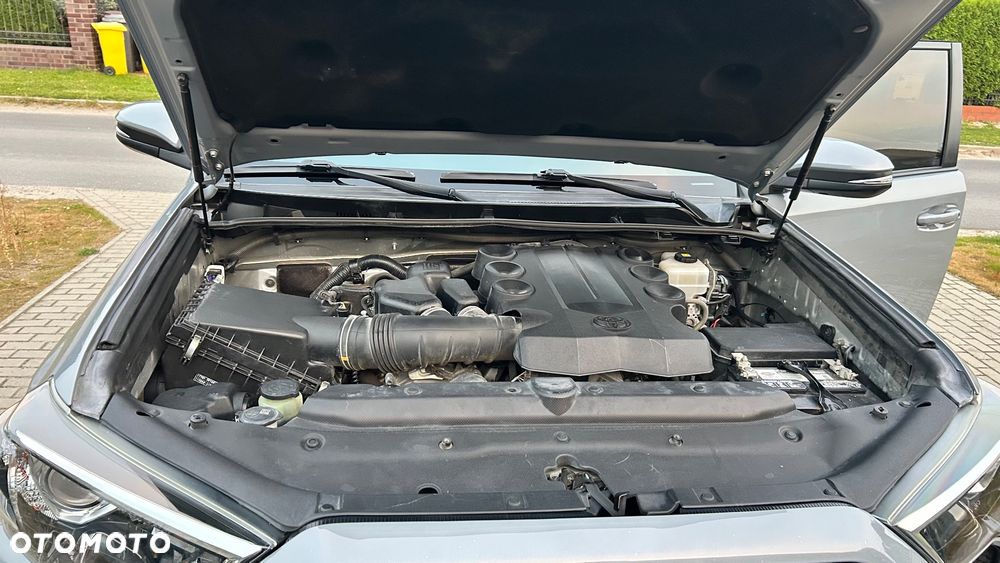 Toyota 4-Runner - 26