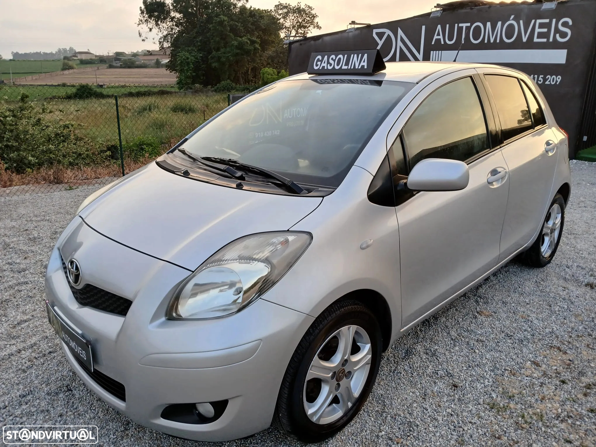 Toyota Yaris 1.0 VVT-i AC - 9