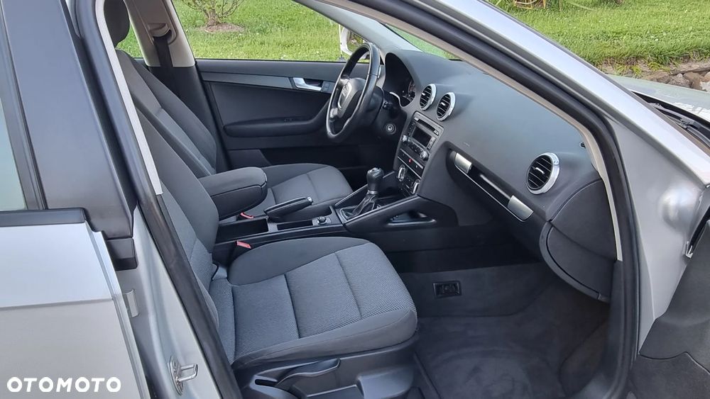 Audi A3 Sportback 1.6 Ambition - 34